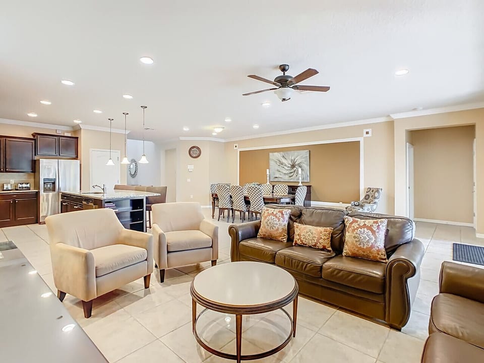 Bright and airy open-concept living and dining area, perfect for entertaining.