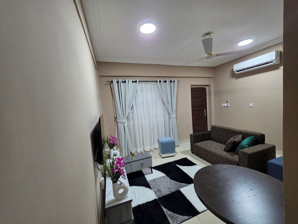 Deluxe Apartment, Mountain View | Living area