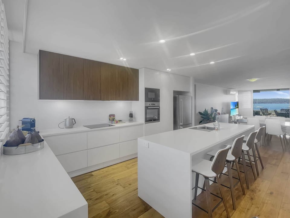 Dining/Kitchen Area