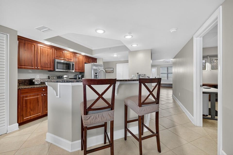 Kitchen counter seating