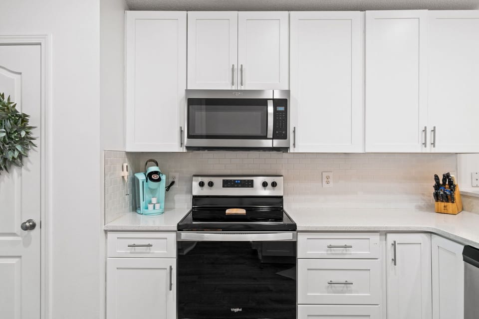 Open Concept Kitchen - Bar Seating
