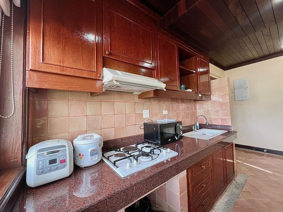 Villa, 3 Bedrooms, Balcony, Garden View | Private kitchen | Electric kettle