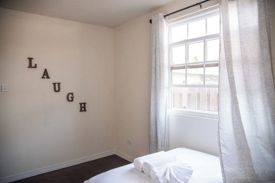 Apartment, 2 Bedrooms, Smoking, Terrace | Living room