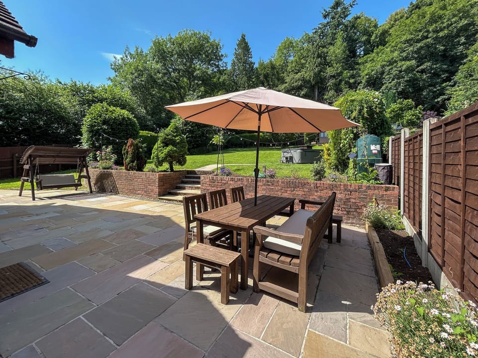 Outdoor | Forresters Cottage, Areley Kings, Near Stourport on Severn
