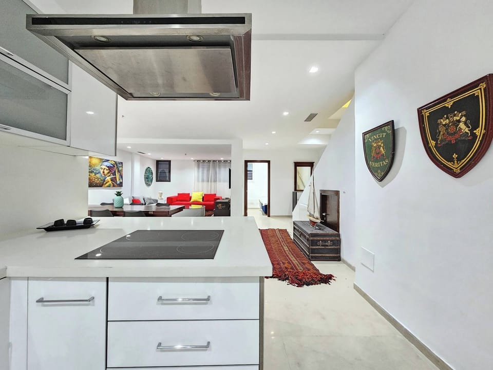 Villa, 5 Bedrooms, Smoking | Interior