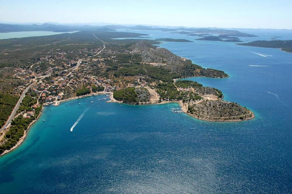 Region [summer] (>5 km)