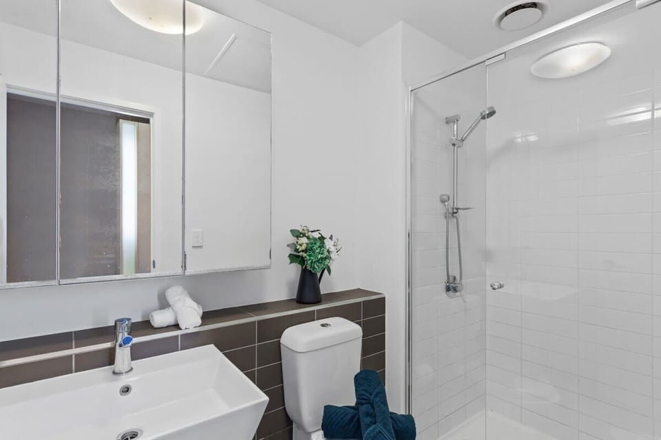A warm & cozy bathroom.