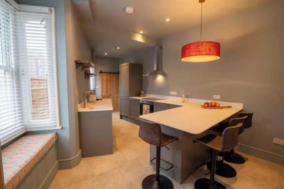 Kitchen with dining area