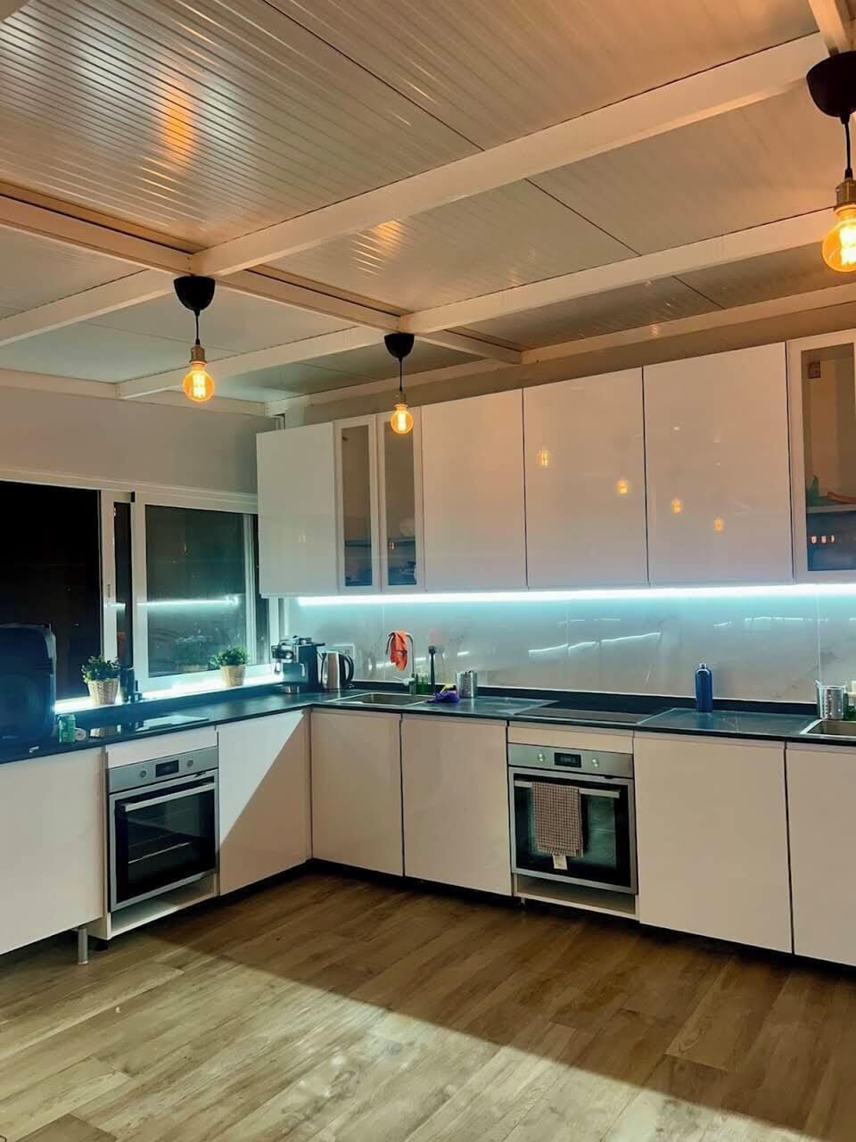 Fridge, microwave, cookware/dishes/utensils