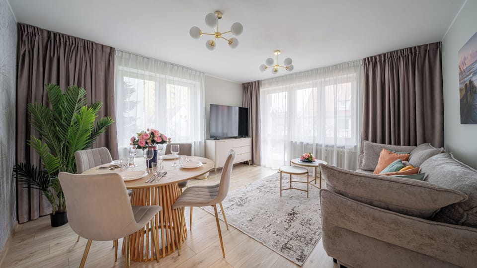 Apartment (3) | Living area | Flat-screen TV