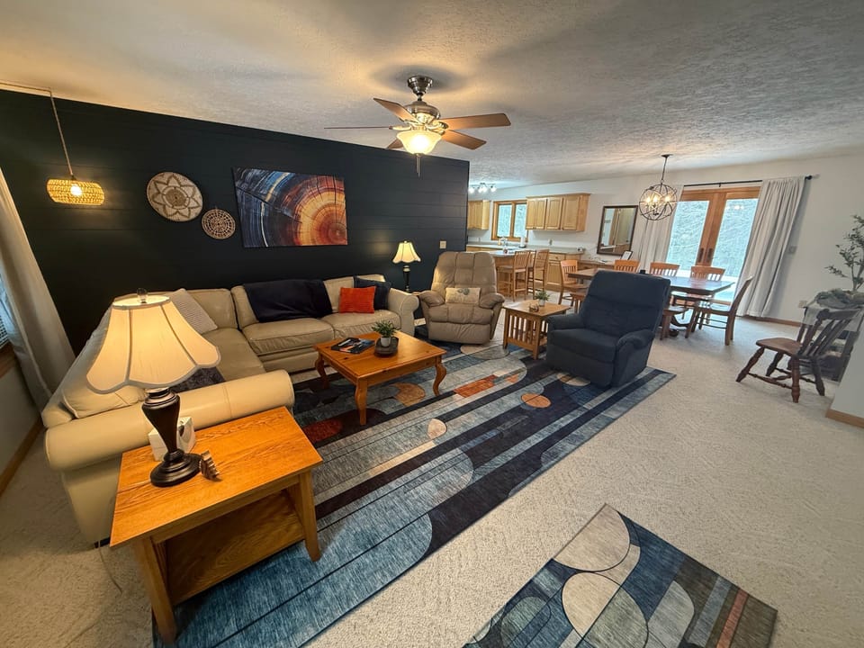 Image picker 3920A1CE A1CD 40A2 996F E142F7537A20 41126 00000C080E332535