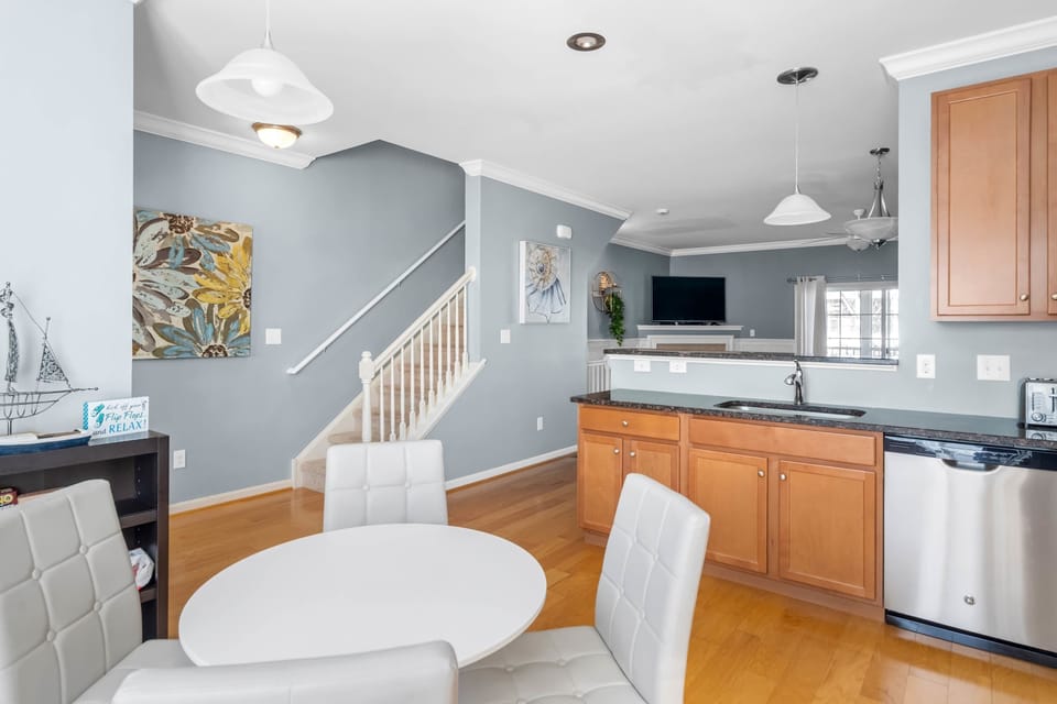 Townhome, Multiple Beds, Patio, Garden View (Rehoboth Crossing 1) | Interior