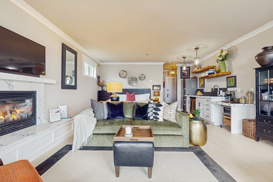 Apartment (0 Bedroom) | Interior