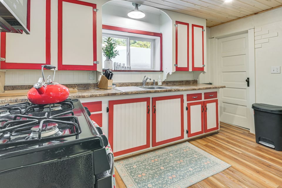 House (2 Bedrooms) | Interior