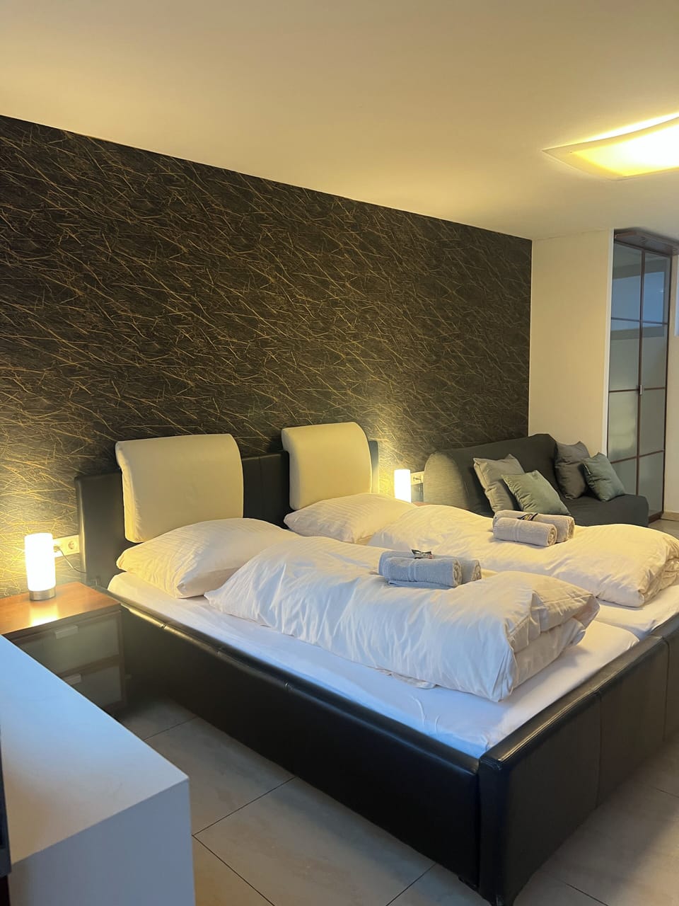 Family Twin Room, Patio, Garden View | Desk, free WiFi