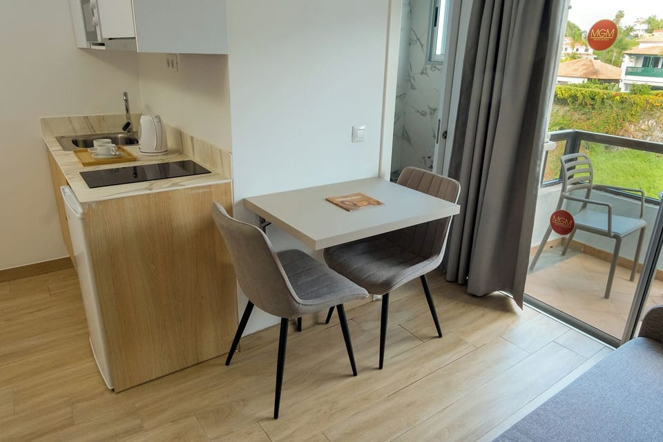 42-inch TV with satellite channels