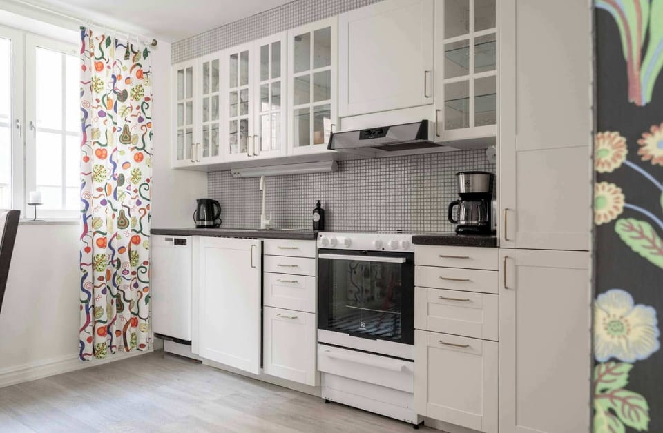 Beautiful and spacious kitchen.