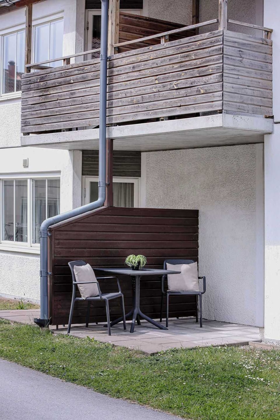 The private outdoor seating area.