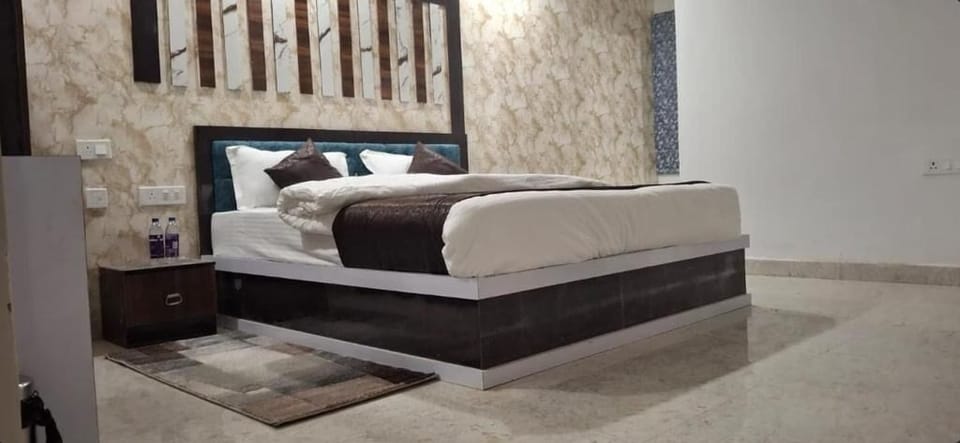 Double Room | WiFi (free)