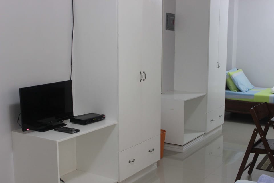 Family Room | Free WiFi