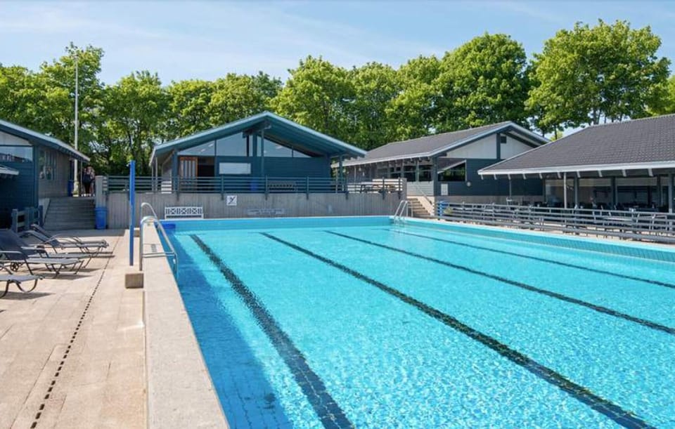 pool