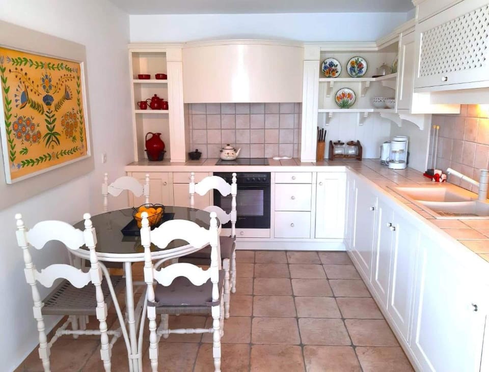 House | Private kitchen