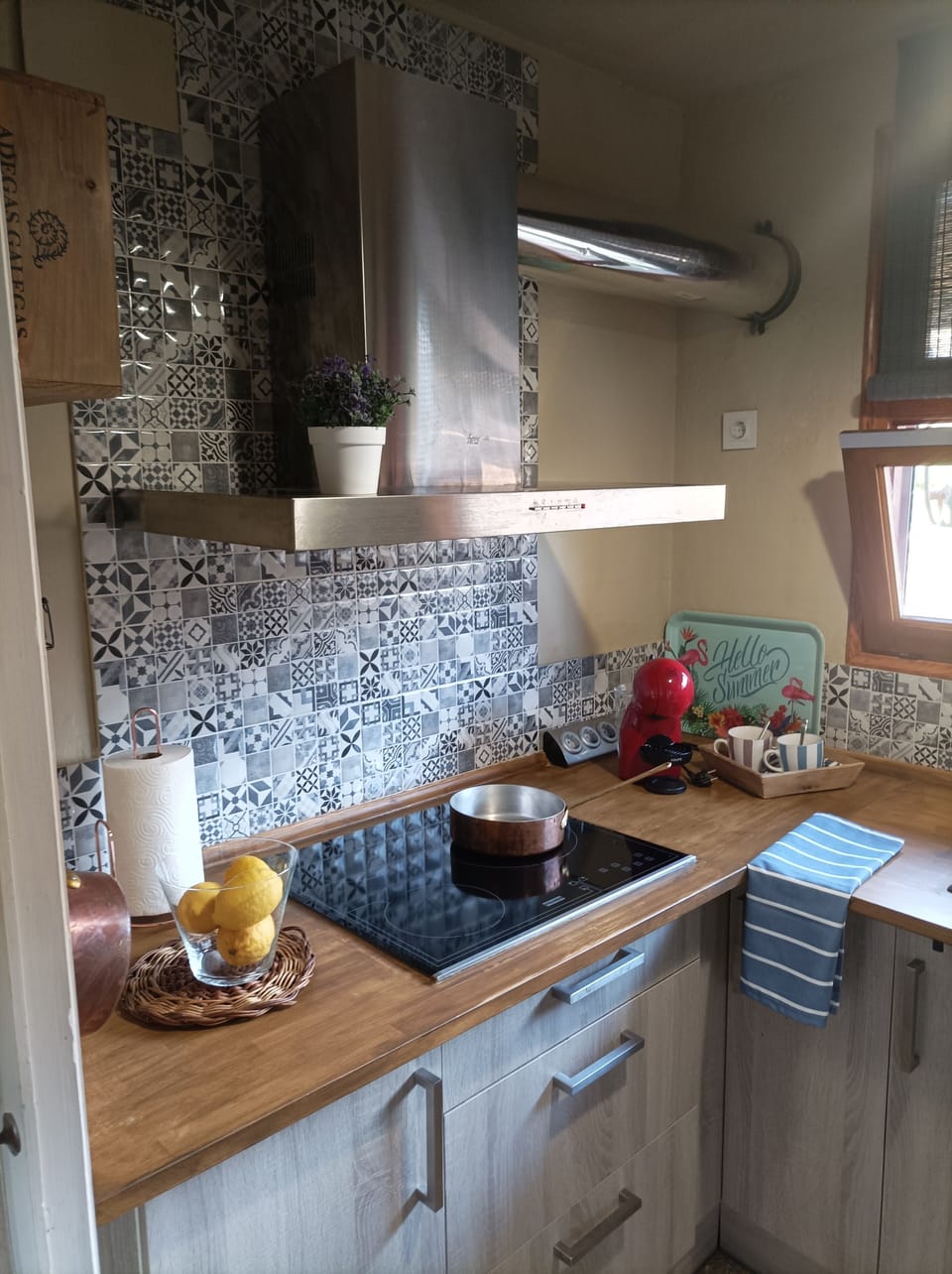 Apartment | Private kitchen | Griddle