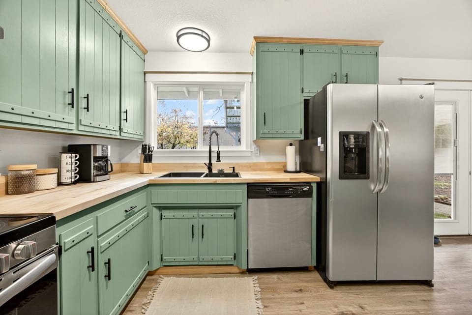 Family House, 3 Bedrooms, Kitchen | Private kitchen