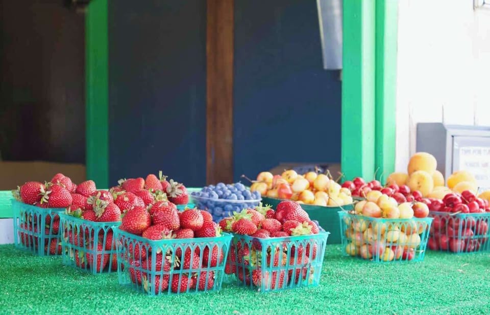 Enjoy fresh, local flavors with nearby farm stands—seasonal fruits, friendly vibes, and a true taste of the countryside.
