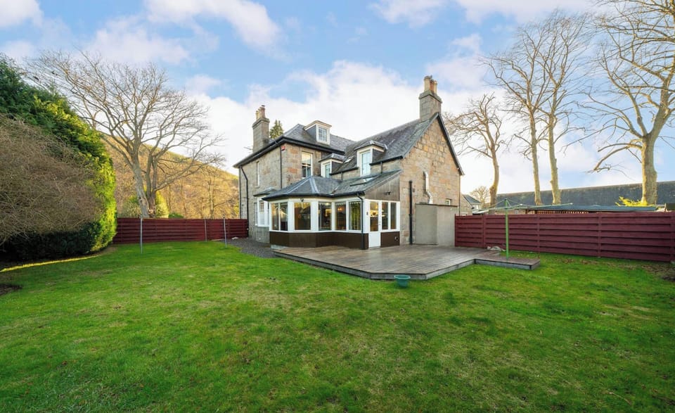 House | 5 bedrooms