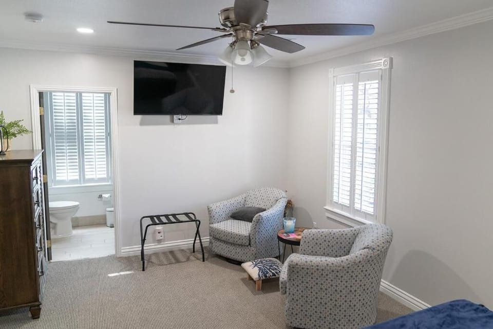 Deluxe Room, Mountain View | Interior