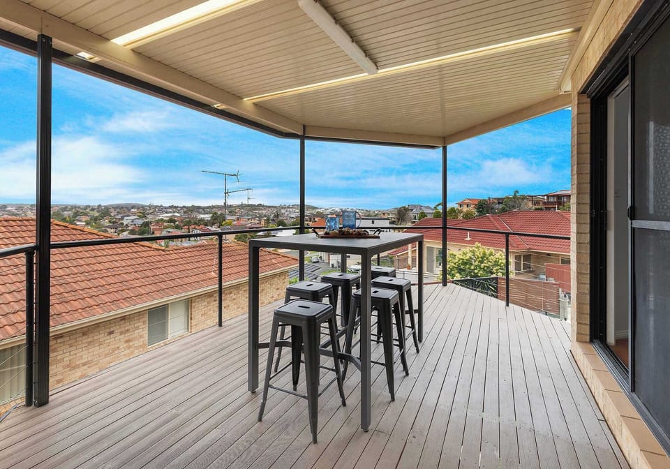 Pacific View  |  Balcony with views