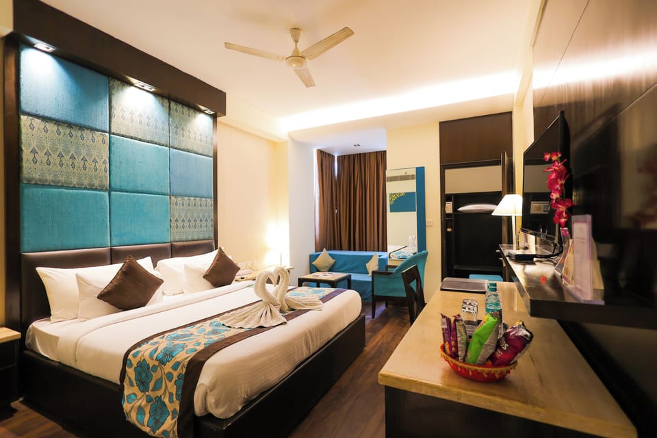Royal Club room | Premium bedding, minibar, in-room safe, desk