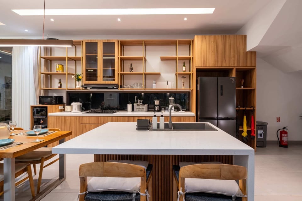 Basic Villa | Private kitchen | Fridge, microwave, stovetop, dishwasher