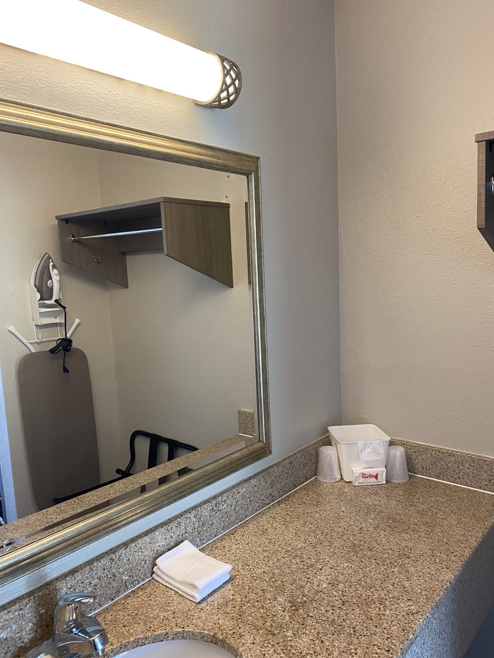 Towels, soap, shampoo, toilet paper