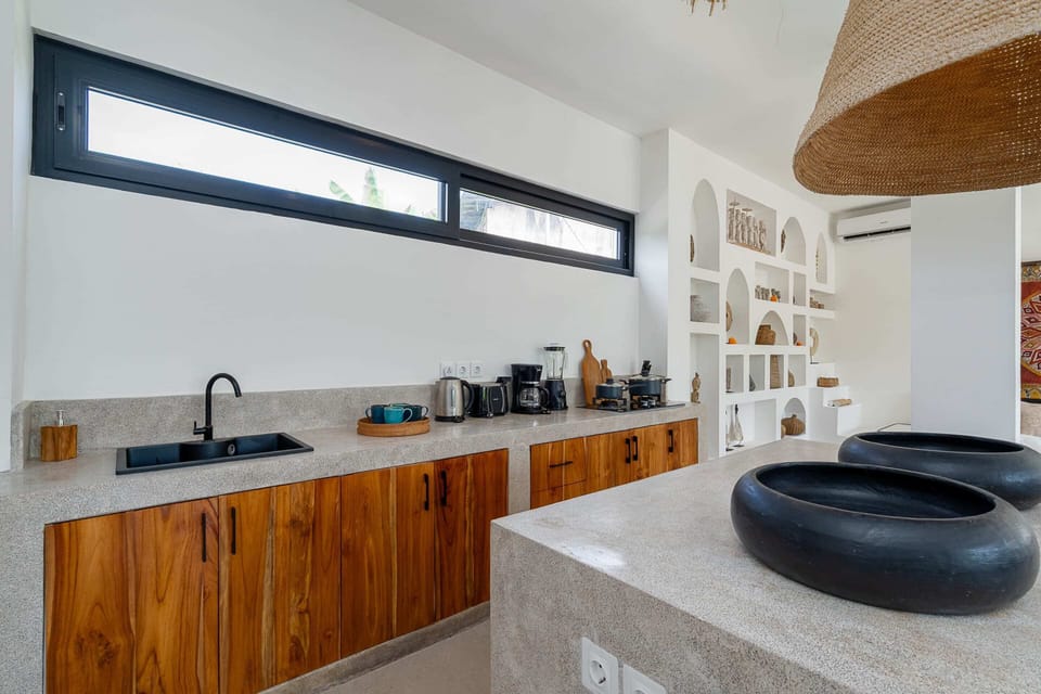 Basic Villa | Private kitchen | Fridge, microwave, stovetop, toaster