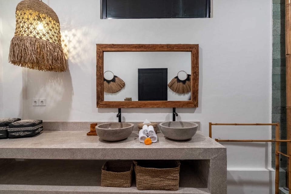 Basic Villa | Interior