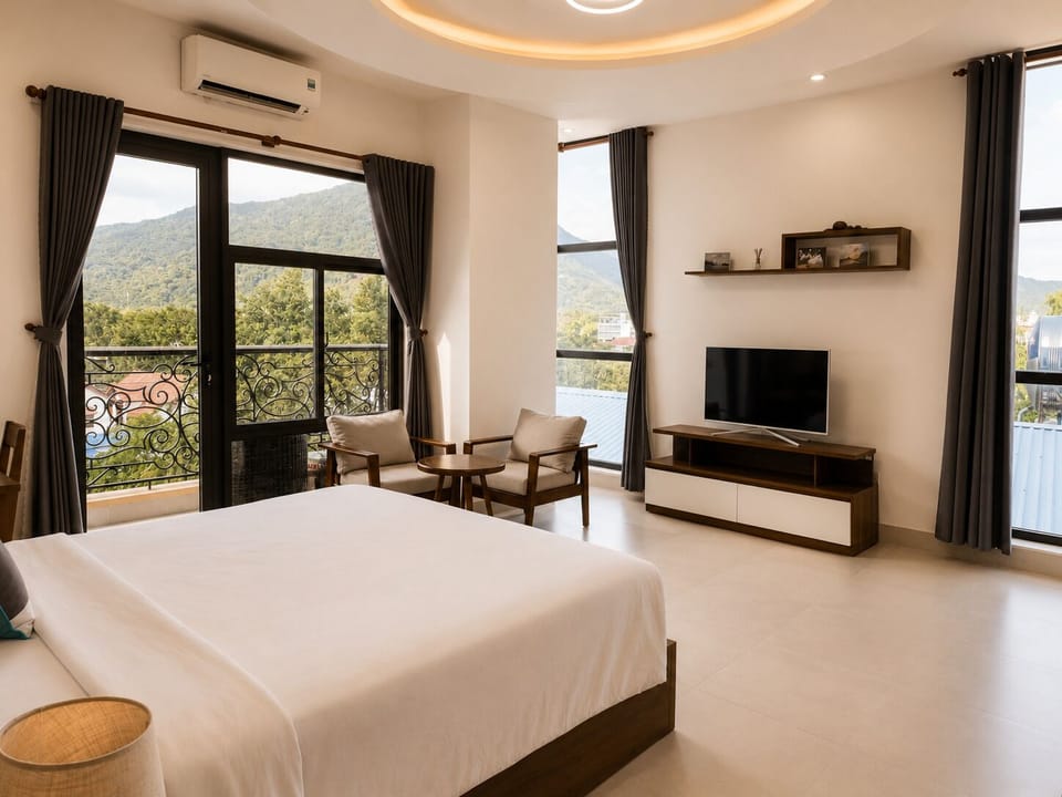 Deluxe Double Room, Balcony, Mountain View | WiFi (free), bed sheets