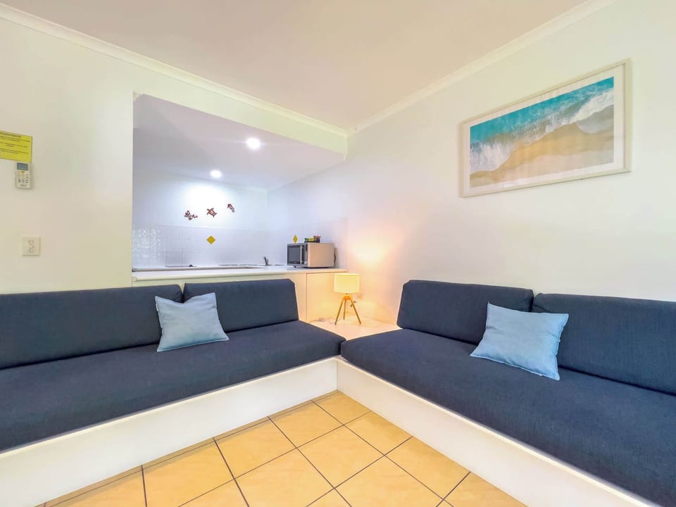 Living room/sofa beds