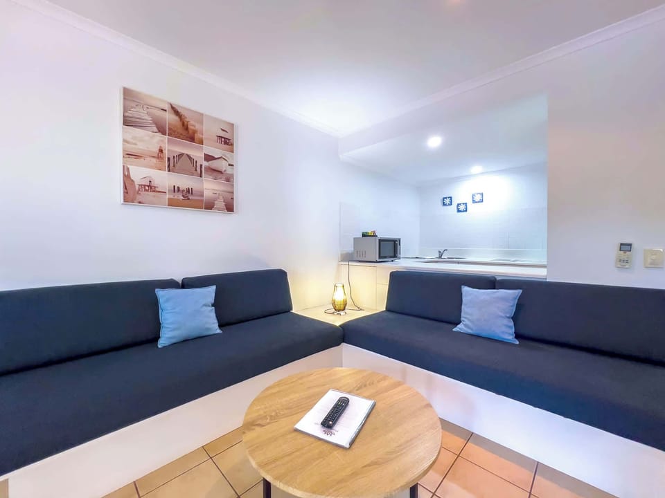Living room/sofa beds