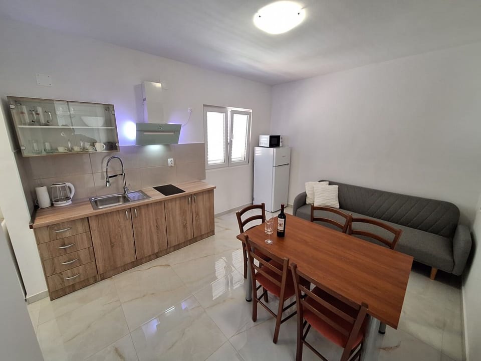 Apartment (A1) | Private kitchen