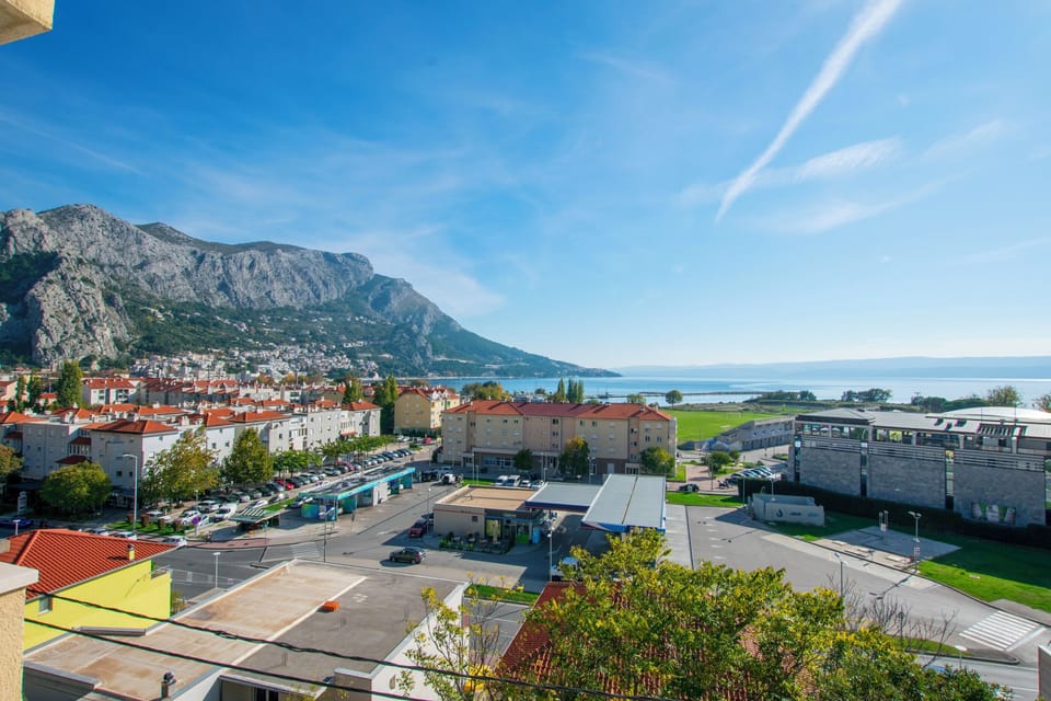 Apartment (A1) | City view