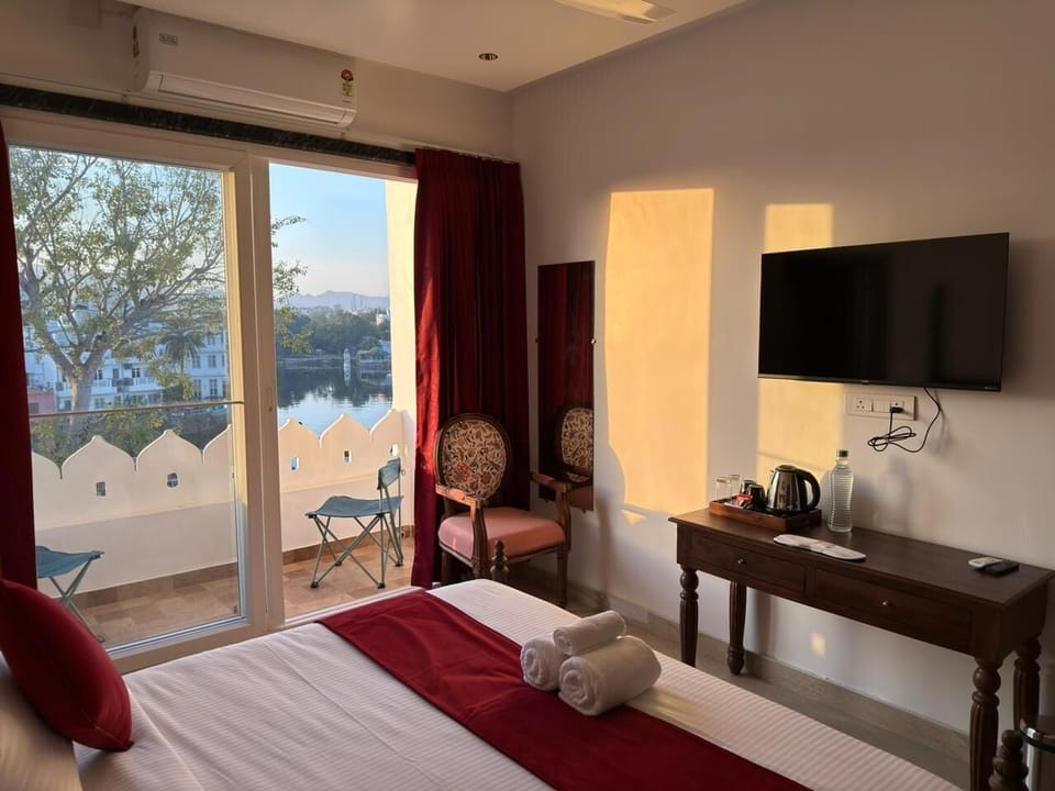 Premium Room, Lake View | Iron/ironing board, free WiFi