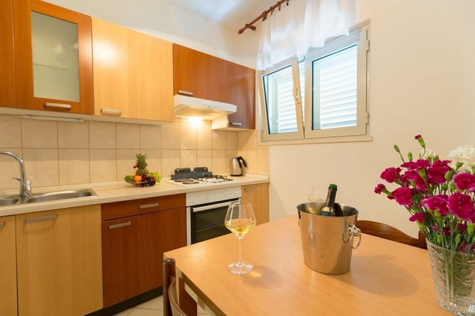 House | Private kitchen