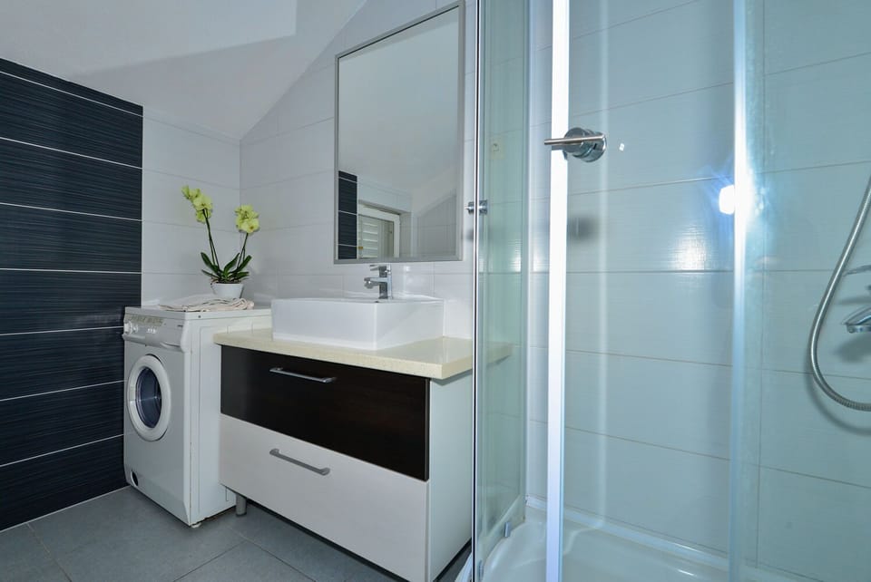 Apartment Marijo Apartment in Makarska