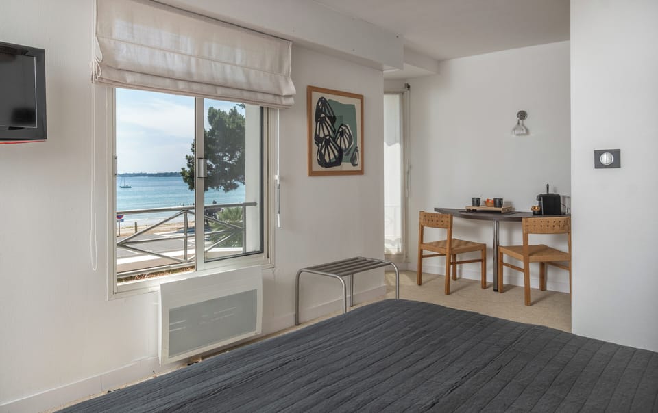 Junior Suite, Ocean View | Bathroom