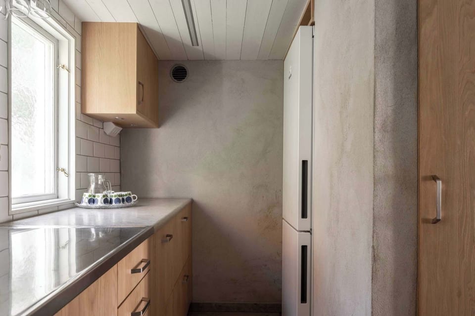 Fridge and freezer in the kitchen.