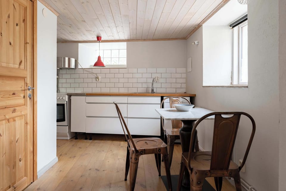 The dining area.