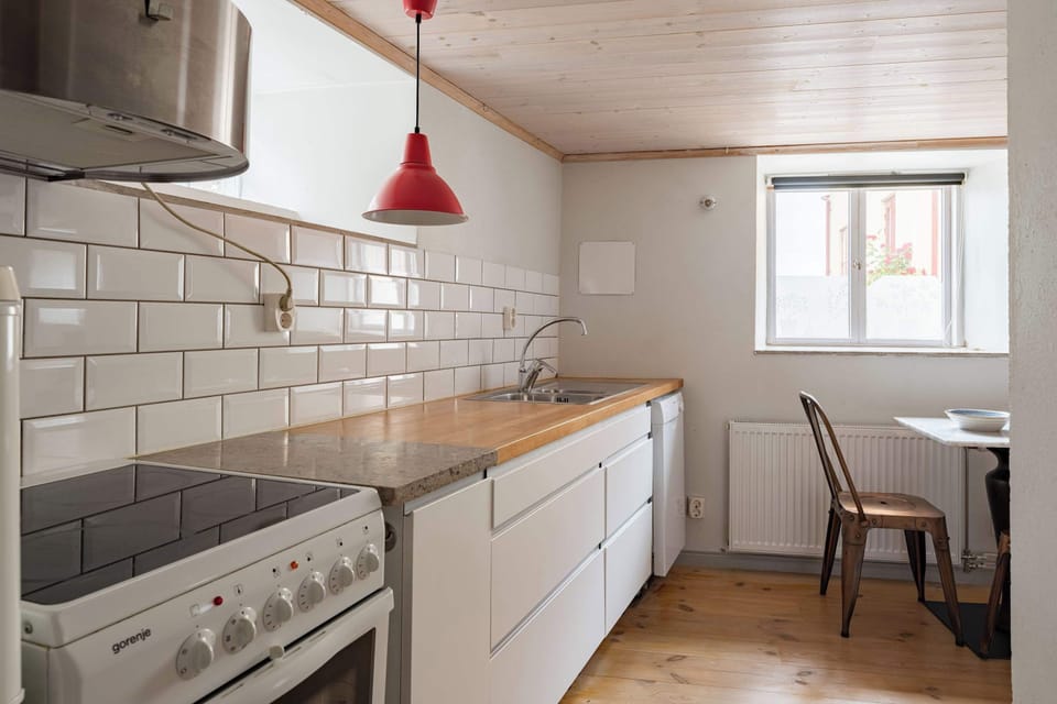 The spacious kitchen equipped with everything you need including a dishwasher.