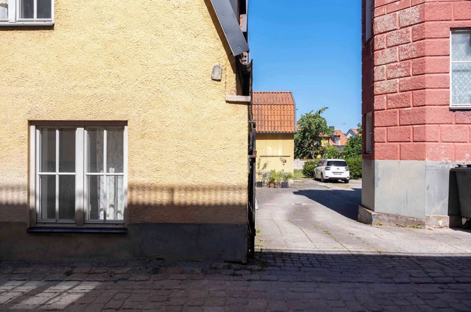 Town streets with beautifully preserved houses.